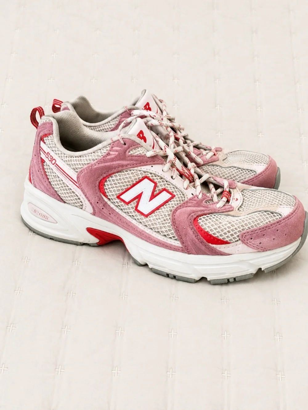 New Balance 530 Pink & White Mesh Sneakers Women’s US 7.5 Pre-Owned Y2K